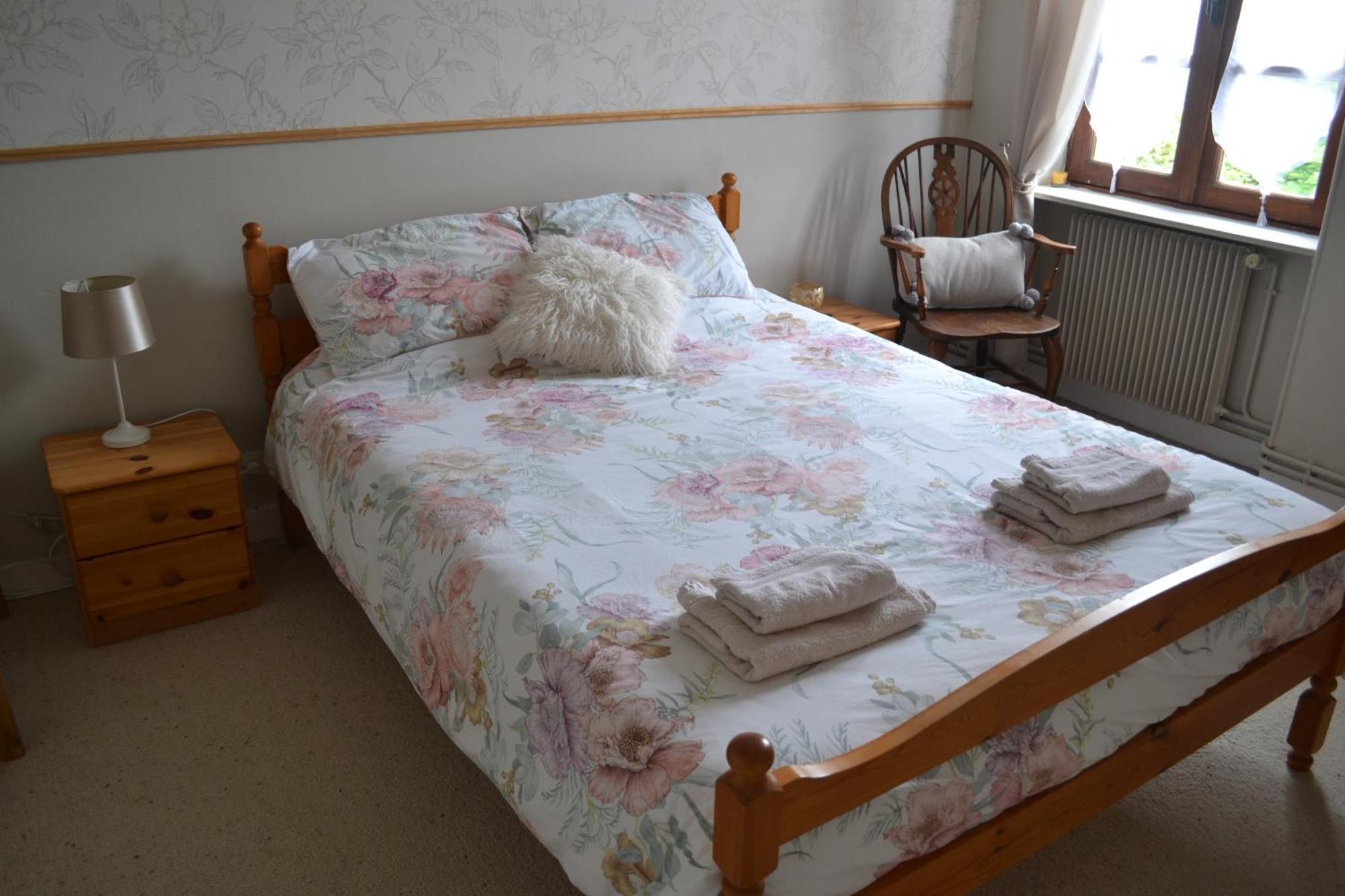 Les Bruyeres B&B 2 Montbron Exterior photo